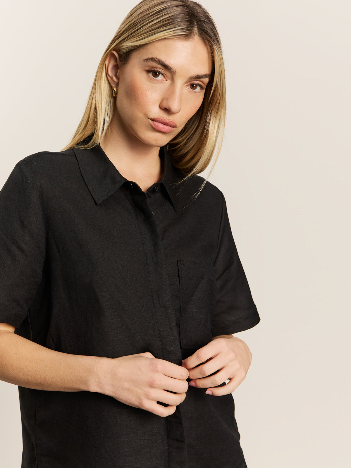 relaxed-vacation-shirt-black