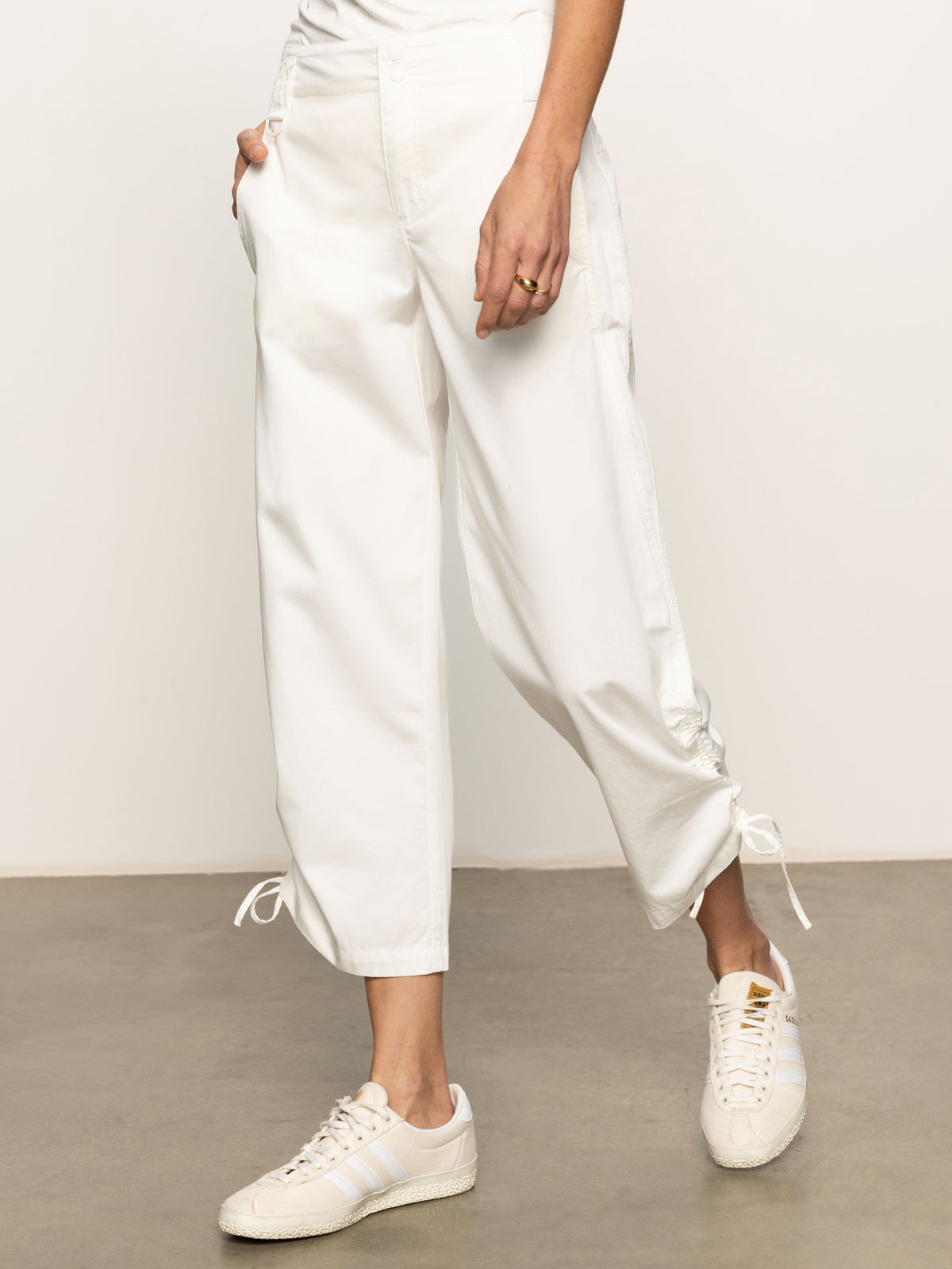 utility-capri-pant-bleached-white