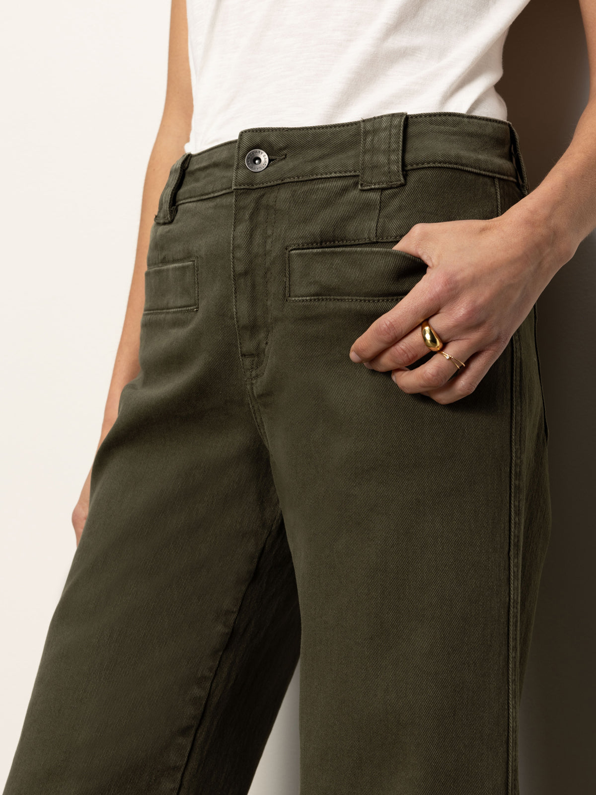voyage-crop-pant-kalamata