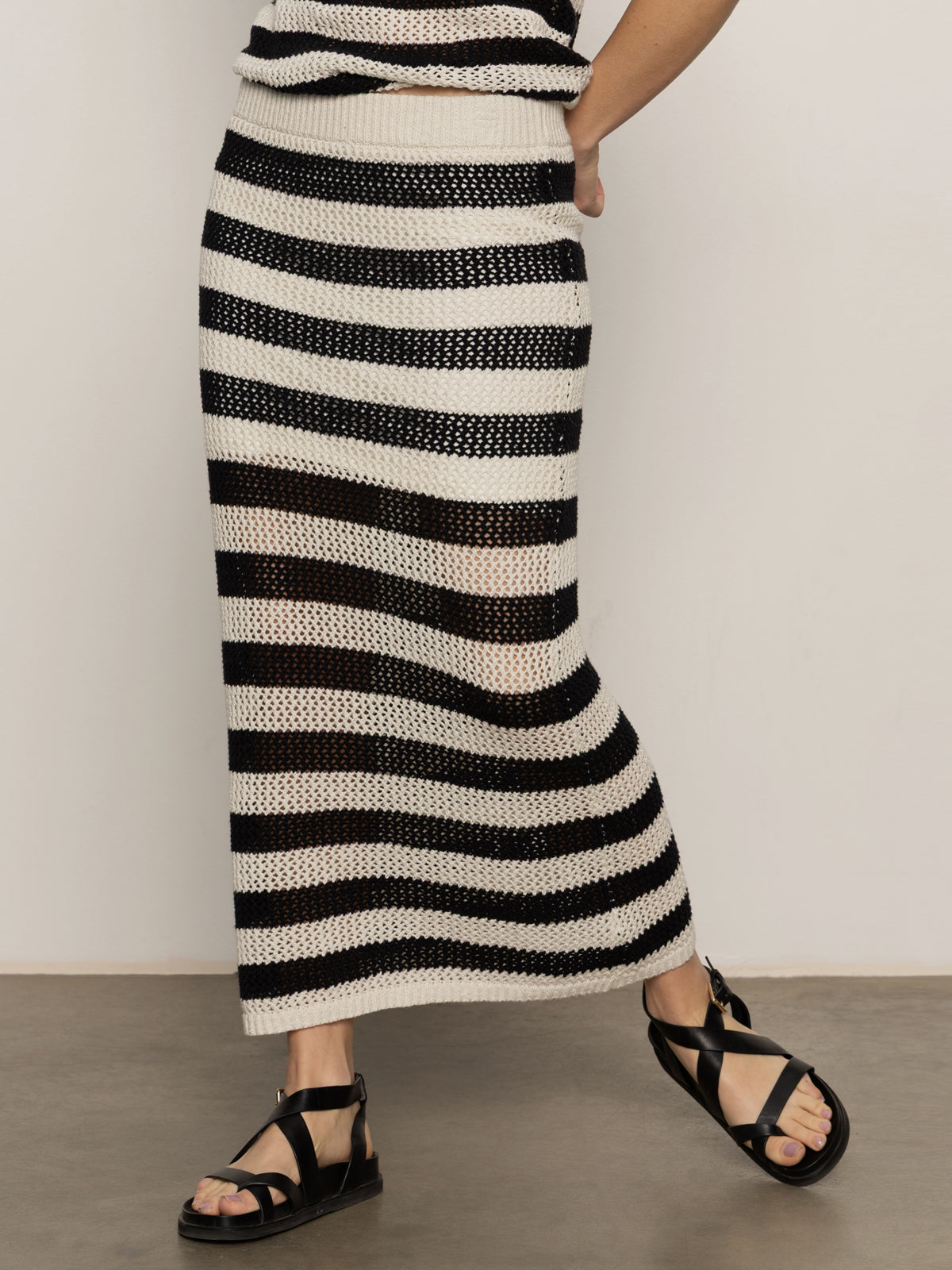 crochet-sweater-skirt-black-chalk-stripe